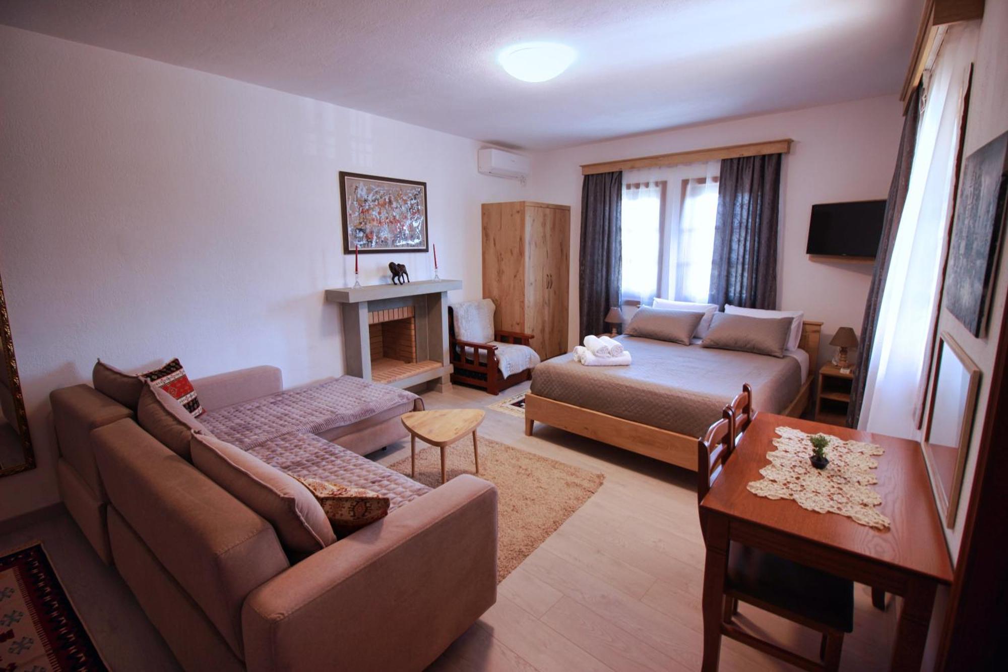 Emblematic House Apartment 4 Gjirokastra Zewnętrze zdjęcie
