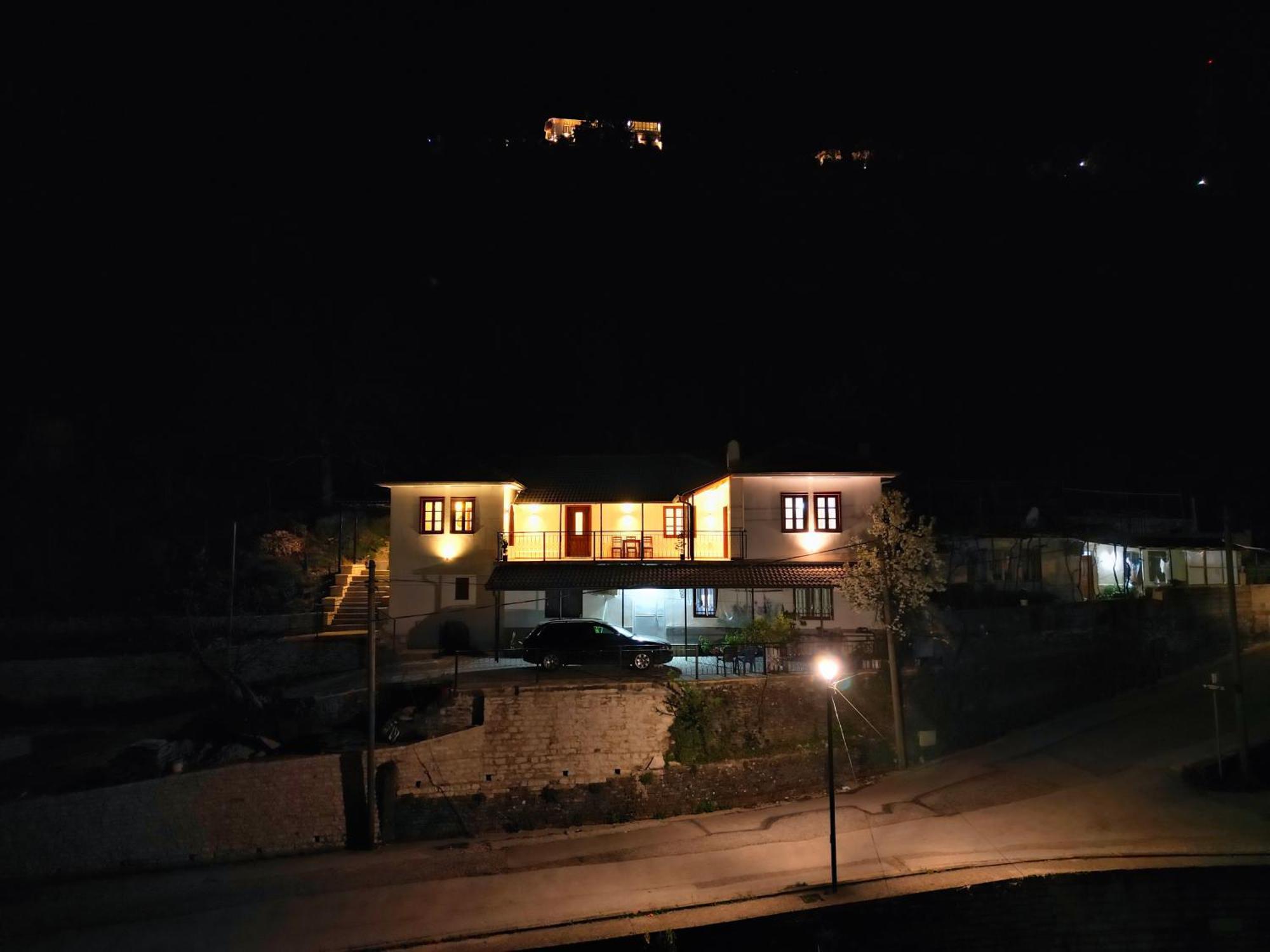 Emblematic House Apartment 4 Gjirokastra Zewnętrze zdjęcie