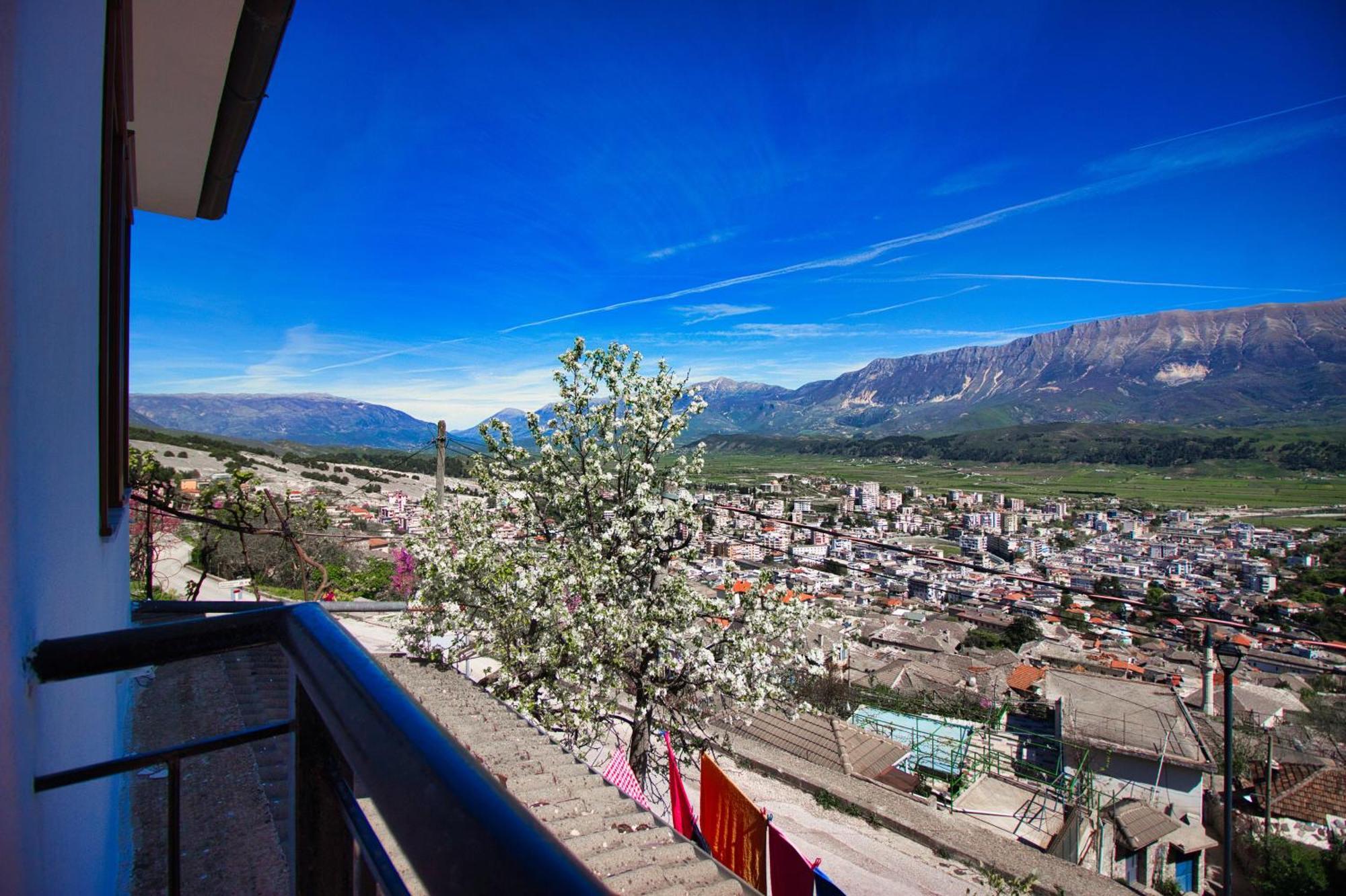 Emblematic House Apartment 4 Gjirokastra Zewnętrze zdjęcie