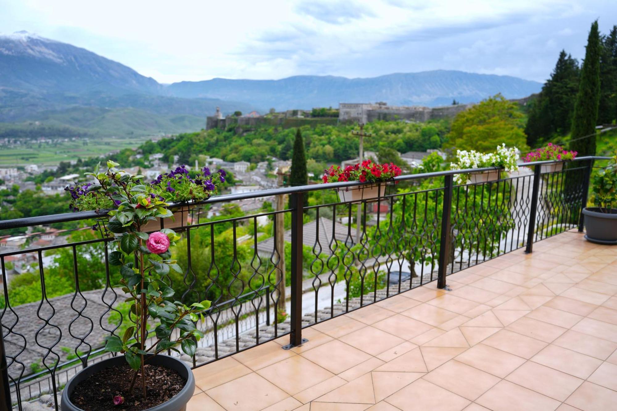 Emblematic House Apartment 4 Gjirokastra Zewnętrze zdjęcie
