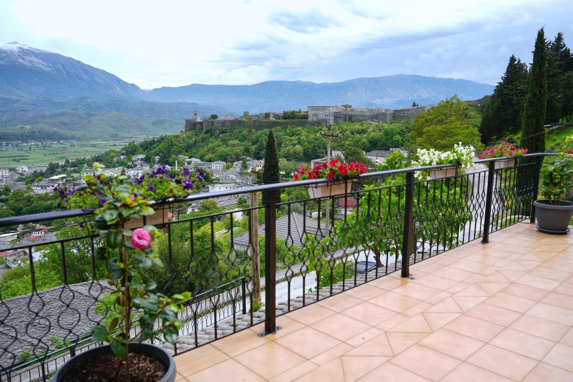 Emblematic House Apartment 4 Gjirokastra Zewnętrze zdjęcie
