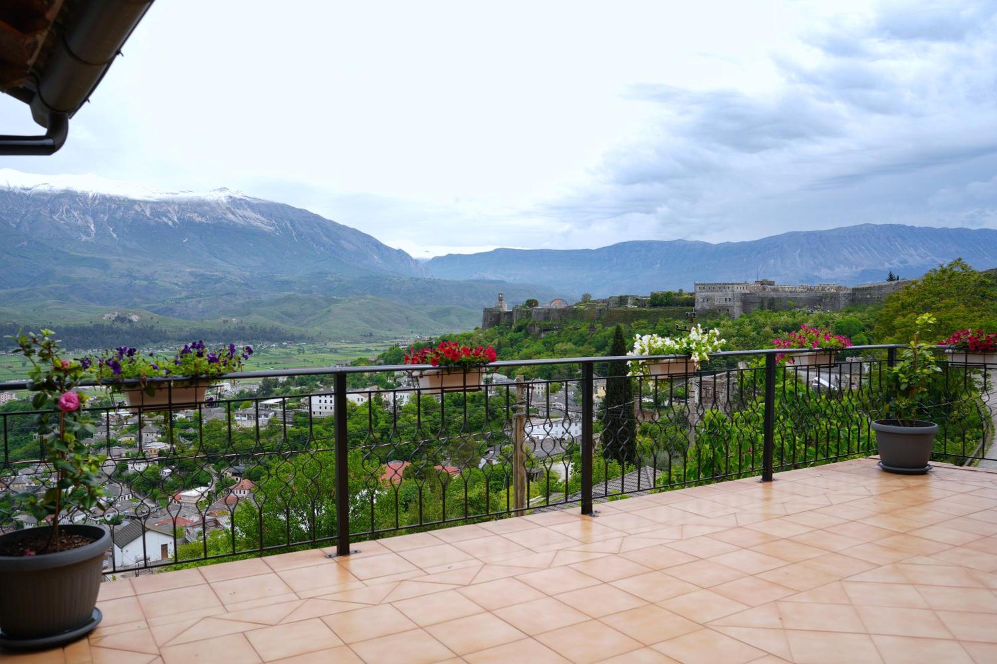 Emblematic House Apartment 4 Gjirokastra Zewnętrze zdjęcie